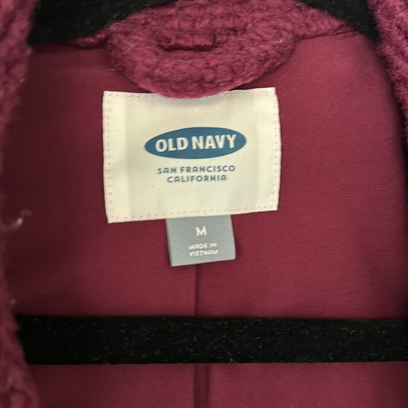 Old Navy Women’s Long Coat - Size Medium - Picture 4 of 9